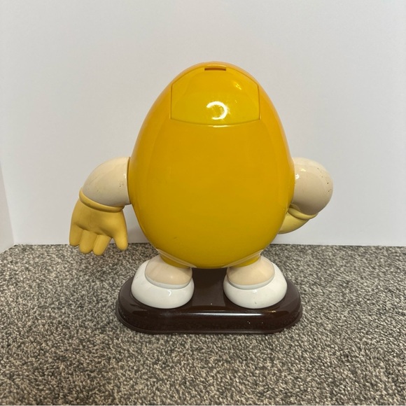 VINTAGE 1991 YELLOW PEANUT M&M CANDY DISPENSER 10" TALL MARS INC, Display Only - Picture 2 of 8